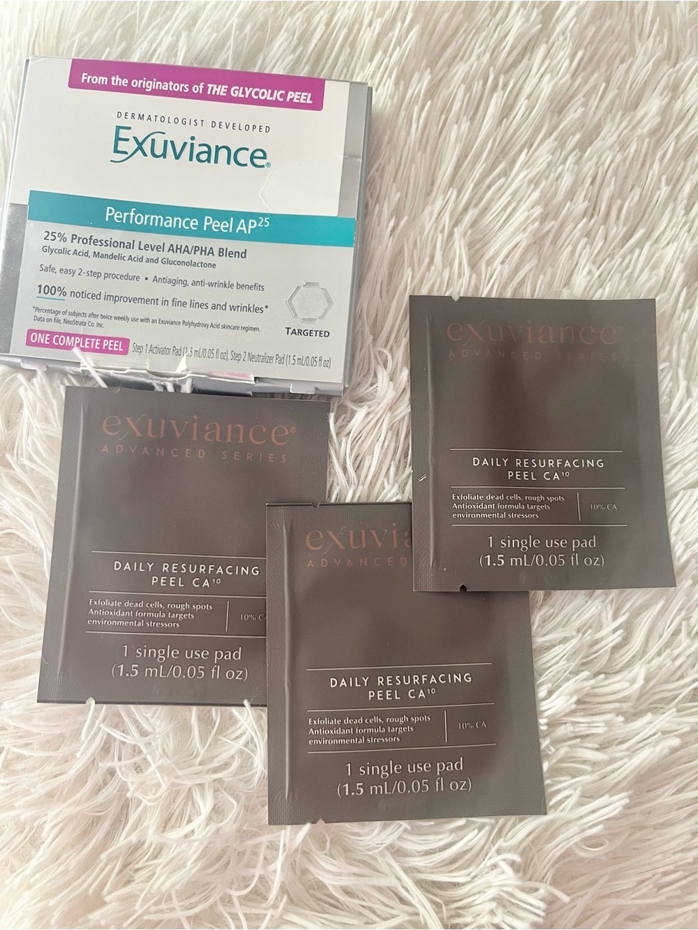 Exuviance Performance Peel Ap25, and 
Daily Resurfacing Peels -3 Pads